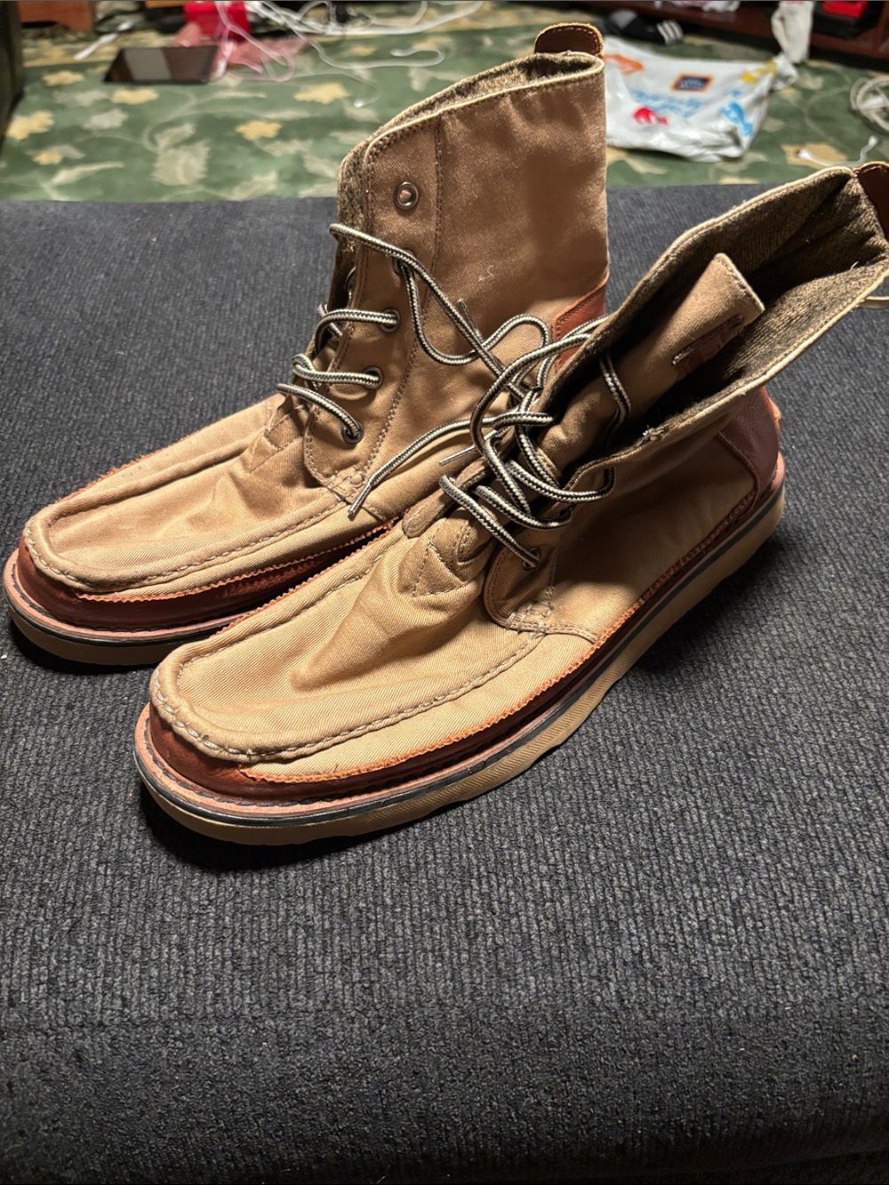 Toms Men's Tan Canvas Chukka Boots with Brown Accents